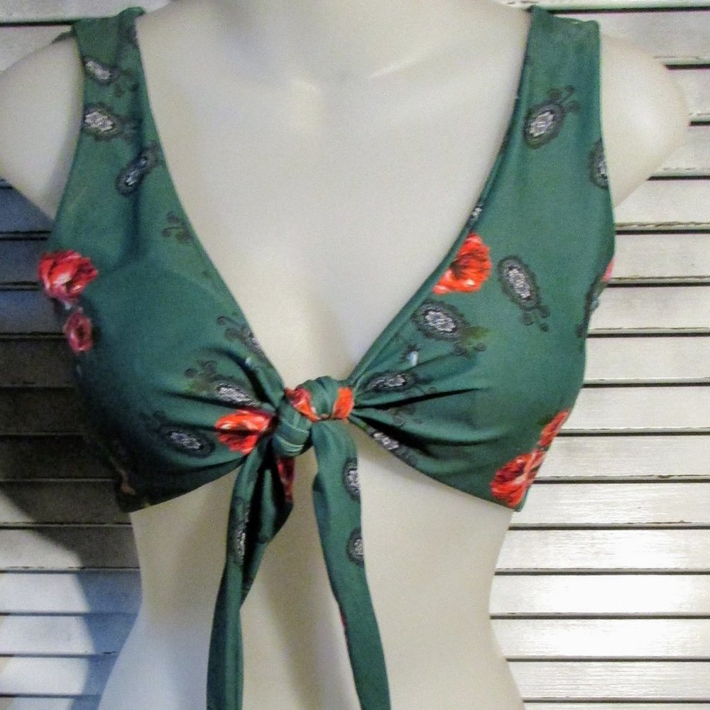 Zaful Small Floral Bikini Top - Picture 5 of 9